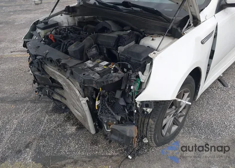 2020 Kia Optima Lx z USA, uszkodzony, nr VIN 5XXGT4L36LG420089